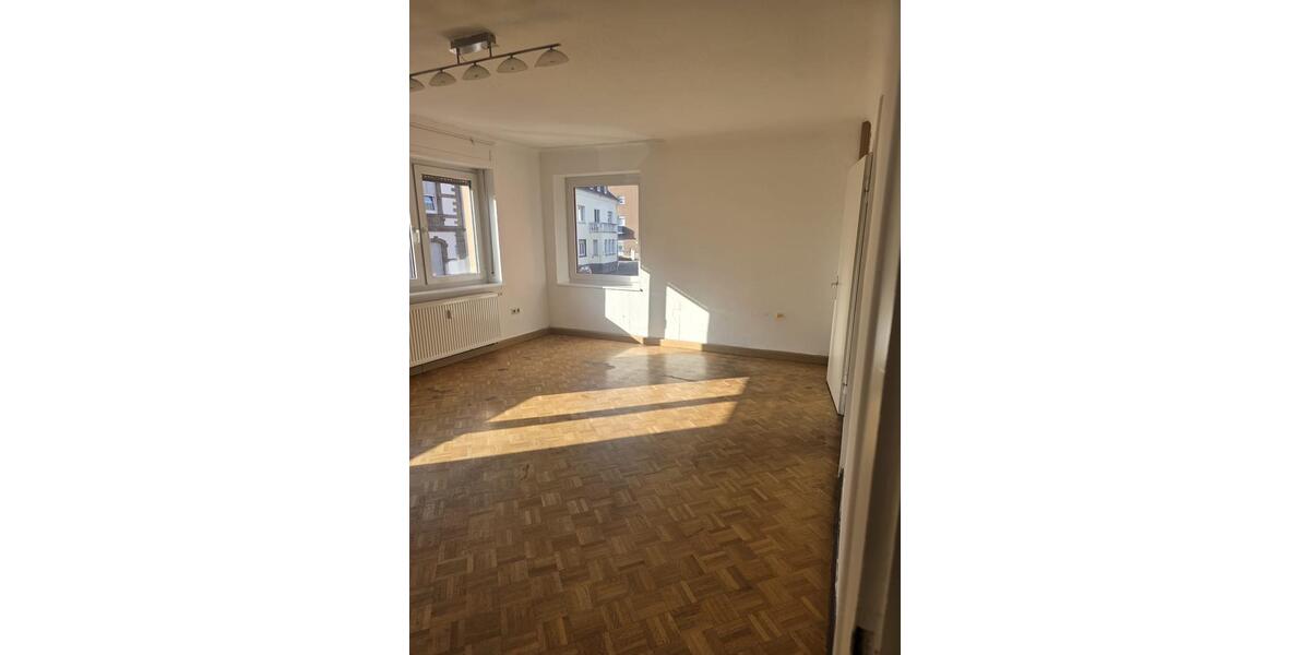 Etagenwohnung Merzig - 2 Zimmer, 85 m&sup2;, 870&euro; | Angebot:25422534