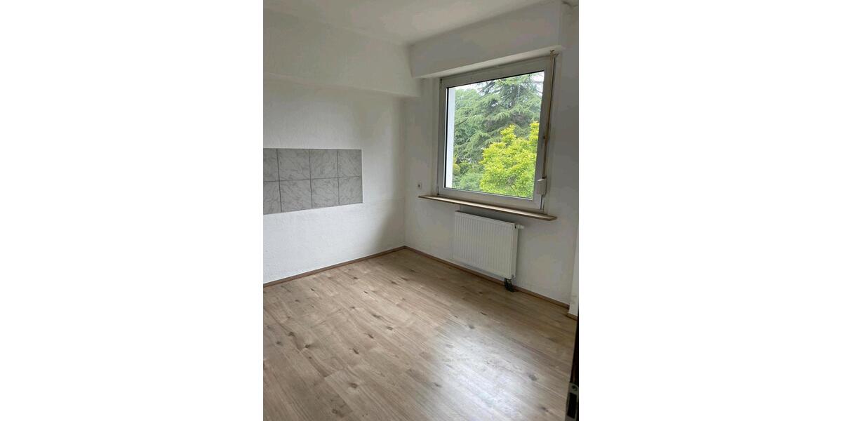 Etagenwohnung Sankt Augustin - 3 Zimmer, 78 m&sup2;, 1.300&euro; | Angebot:26566414
