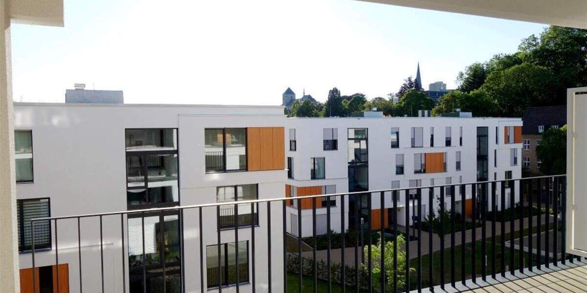 Moderne 3 Zimmer Wohnung mit EBK, Sonnenterrasse, Fernblick. Frisch renoviert. 3 zimmer