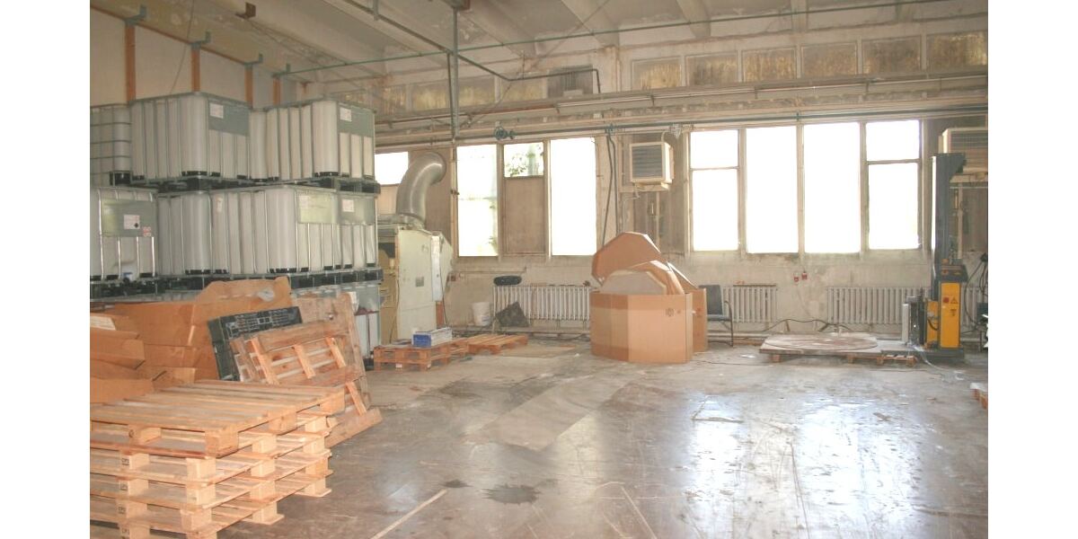Lagerhalle auch teilweise zu mieten - Gewerbeobjekt Bernsdorf | Angebot:19206765