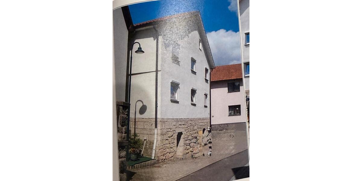 Etagenwohnung Grabfeld - 10 Zimmer, 138 m&sup2;, 800&euro; | Angebot:23760395