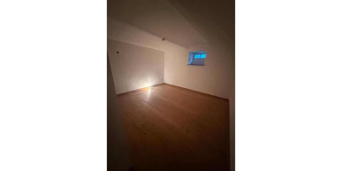 Erdgeschoßwohnung Irsch - 3 Zimmer, 80 m&sup2;, 880&euro; | Angebot:26693594