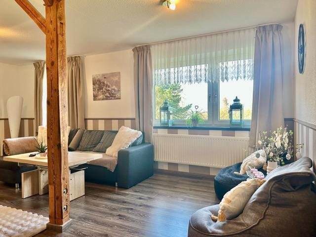 Etagenwohnung Pahlen - 3 Zimmer, 100 m&sup2;, 650&euro; | Angebot:26007568