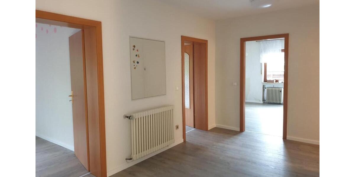 Doppelhaushälfte Steffenberg - 2 Zimmer, 227 m&sup2;, 1.490&euro; | Angebot:23725111