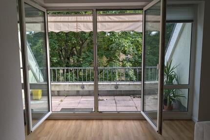 3-Raumwohnung 2. OG mit Balkon + gr. Keller zimmer