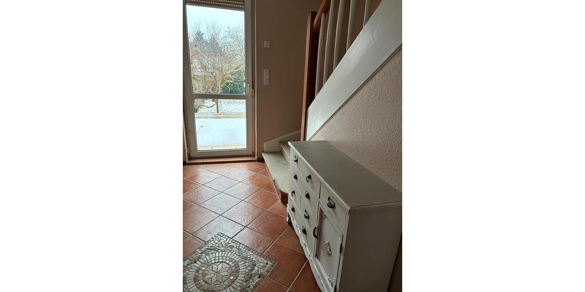 Doppelhaushälfte Berlin Tempelhof-Schöneberg - 2 Zimmer, 115 m&sup2;, 2.400&euro; | Angebot:25158608