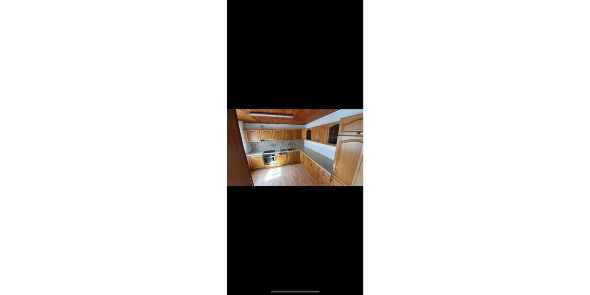 Etagenwohnung Ichenhausen - 3 Zimmer, 80 m&sup2;, 850&euro; | Angebot:26579855