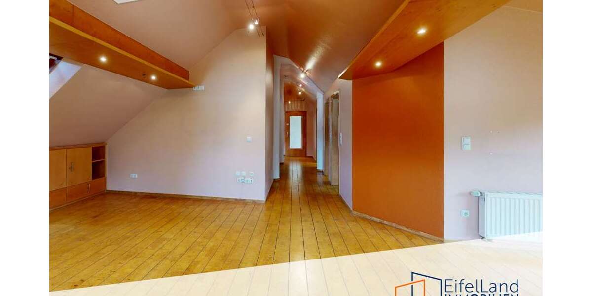 Etagenwohnung Hellenthal - 4 Zimmer, 105 m&sup2;, 750&euro; | Angebot:27218534