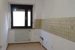 Helle 2-Zimmer-Dachgeschosswohnung mit Stadtblick, Balkon & Garage – 62 m² – bezugsfähig ab ca. 15.11.2025 2 zimmer