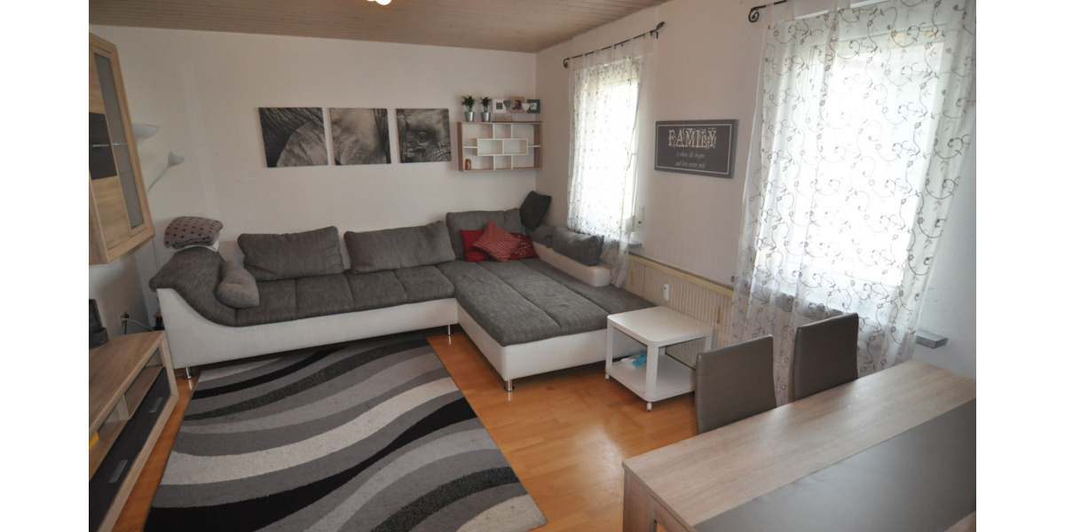 Wohnung zum Mieten in Eningen 895 € 72 m² 3.5 zimmer