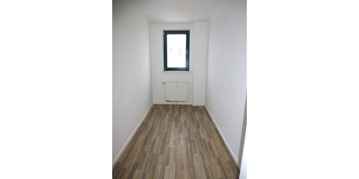 Zimmer Chemnitz Lutherviertel - 3 Zimmer, 63 m&sup2;, 350&euro; | Angebot:26471025