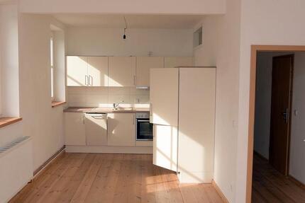 Wohnung Zossen - 1 Zimmer, 74 m&sup2;, 1.095&euro; | Angebot:24523279