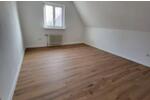 Dachgeschoßwohnung Schwaikheim - 4 Zimmer, 114 m&sup2;, 1.240&euro; | Angebot:24680773