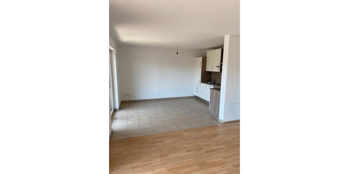 Etagenwohnung Erding - 2 Zimmer, 60 m&sup2;, 900&euro; | Angebot:25977291