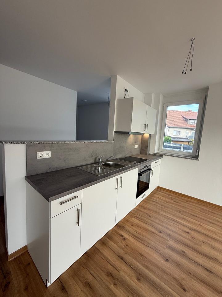 3 Zimmer Wohnung in Kemnath inkl. EBK, Balkon