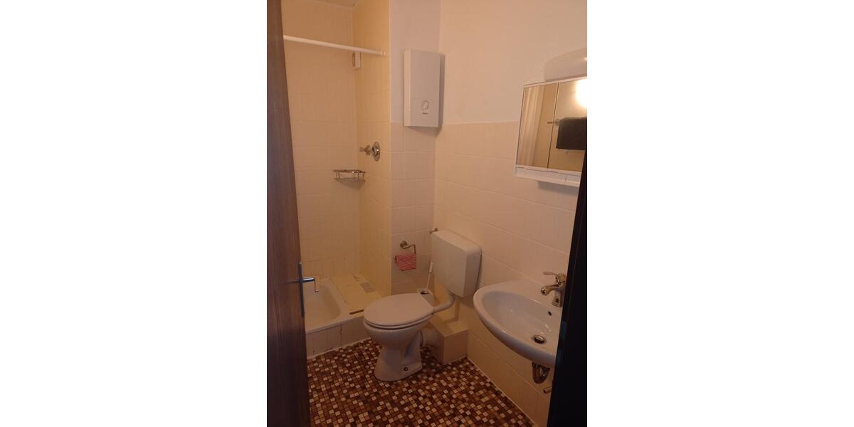 Etagenwohnung Siegen Eiserfeld - 1 Zimmer, 24 m&sup2;, 18&euro; | Angebot:24510651