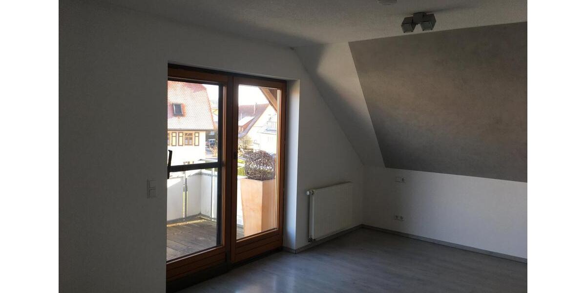 Dachgeschoßwohnung Schramberg - 4.5 Zimmer, 127 m&sup2;, 980&euro; | Angebot:24770923