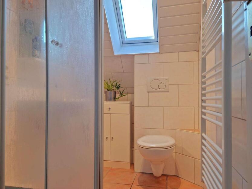 Möblierte Wohnung in Premiumlage - Wohnen auf Zeit im Villenviertel