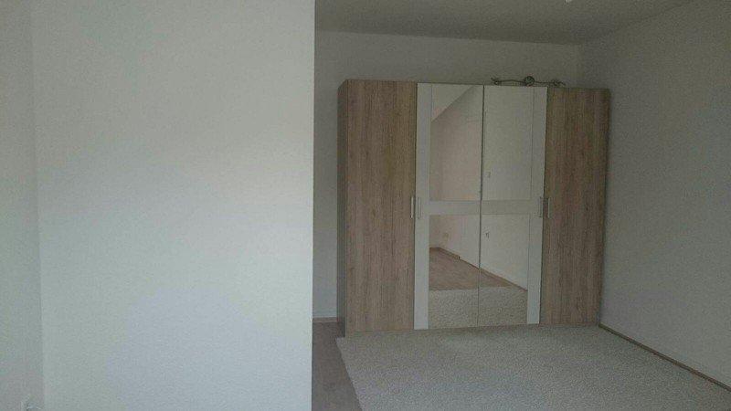 Dachgeschoßwohnung Arnsberg - 3 Zimmer, 80 m&sup2;, 600&euro; | Angebot:26635309