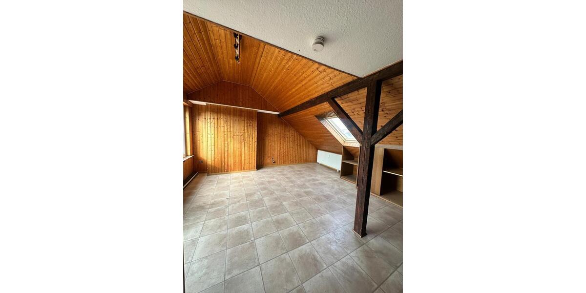 Dachgeschoßwohnung Herne Wanne-Bickern - 2 Zimmer, 75 m&sup2;, 450&euro; | Angebot:26001800