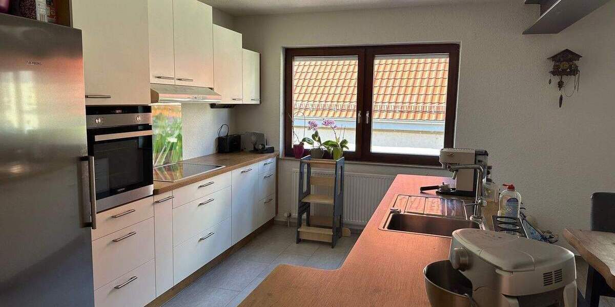 Etagenwohnung Vogtsburg im Kaiserstuhl Oberrotweil - 5 Zimmer, 157 m&sup2;, 1.390&euro; | Angebot:25769383