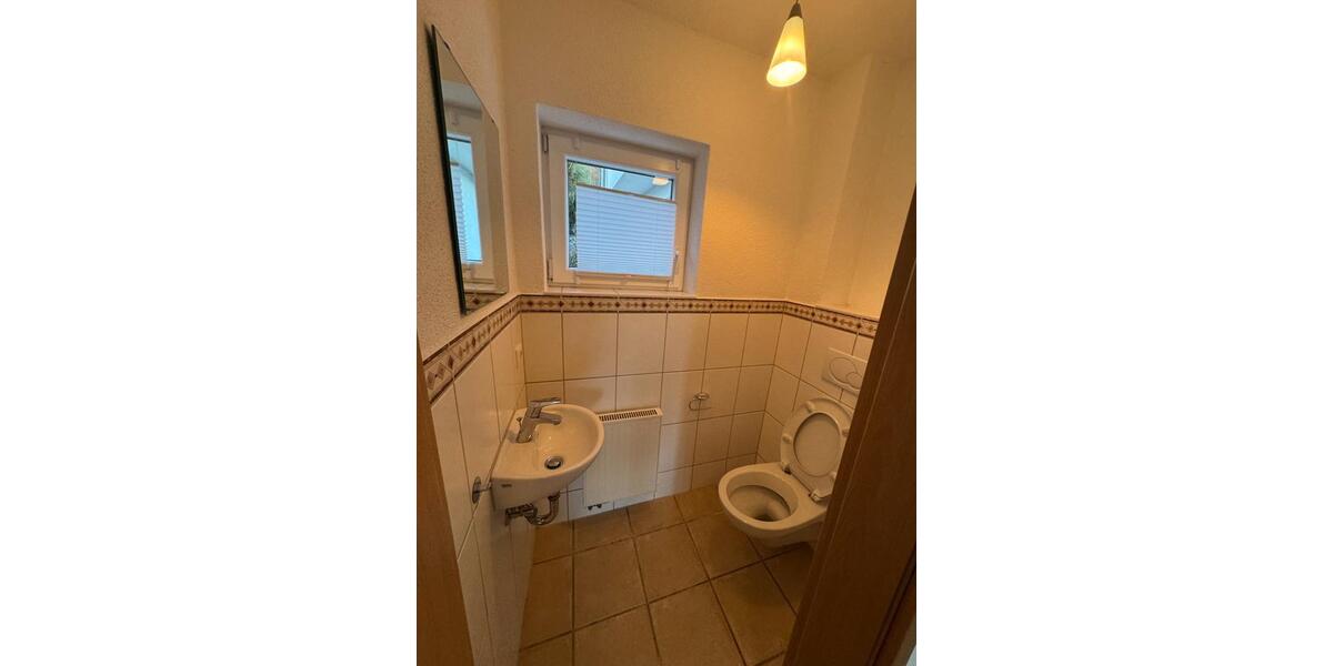 Erdgeschoßwohnung Dillenburg Donsbach - 4 Zimmer, 128 m&sup2;, 900&euro; | Angebot:26127245