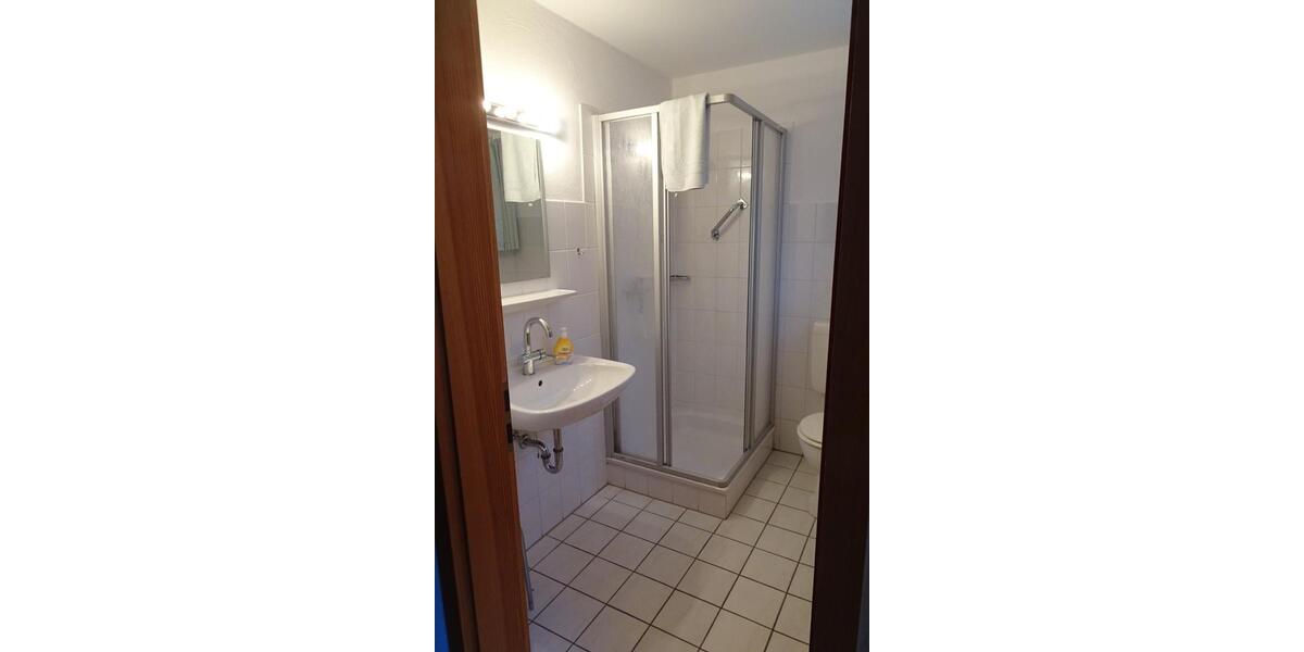 Etagenwohnung Gerstungen - 3 Zimmer, 75 m&sup2;, 400&euro; | Angebot:25935103