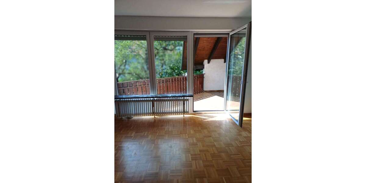 Etagenwohnung Petershausen - 3.5 Zimmer, 120 m&sup2;, 1.390&euro; | Angebot:26975230