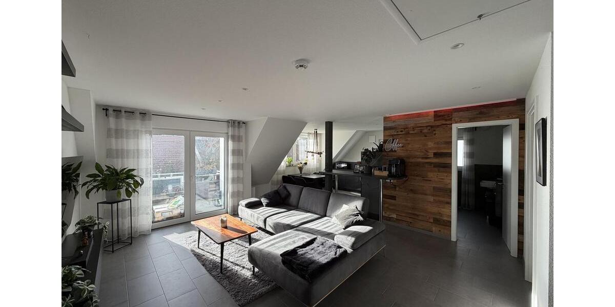 Moderne 3,5-Zimmer-Maisonette mit Südbalkon, Einbauküche & Aufzug 3.5 zimmer