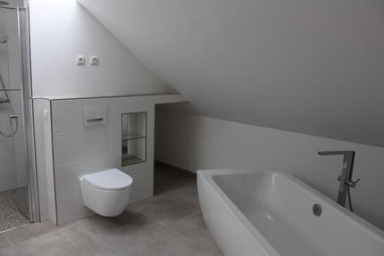 Ruhige Dachgeschosswohnung in Erfurt Gispersleben 3 zimmer