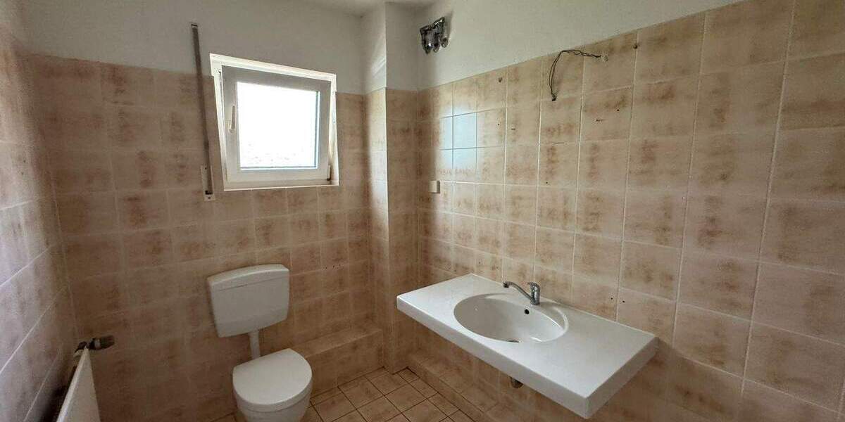 Reihenmittelhaus Binsfeld - 4 Zimmer, 122 m&sup2;, 979&euro; | Angebot:25693091