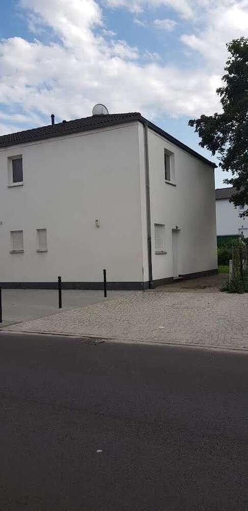 Haus zum Mieten in Berlin 1.700 € 100 m²