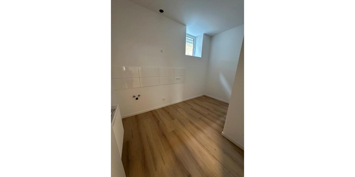 Erdgeschoßwohnung Kaiserslautern - 2 Zimmer, 75 m&sup2;, 1.012&euro; | Angebot:26174845