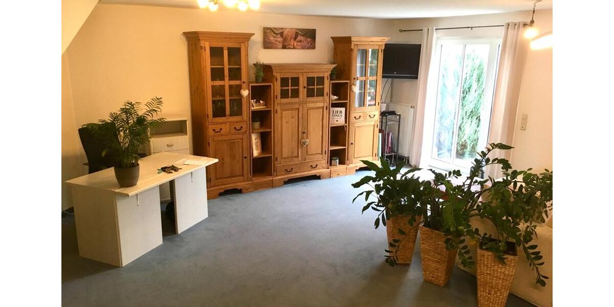 Wohnen auf Zeit Wackersdorf - 3 Zimmer, 95 m&sup2;, 98&euro; | Angebot:24152548