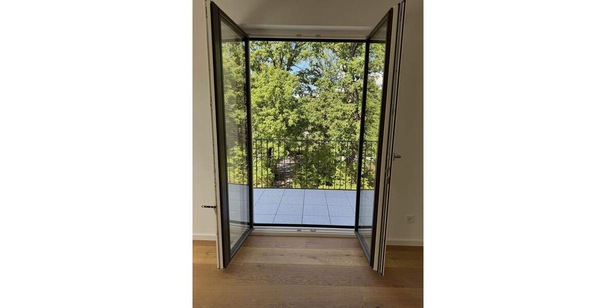 Etagenwohnung Dreieich Buchschlag - 3 Zimmer, 115 m&sup2;, 2.300&euro; | Angebot:25649786