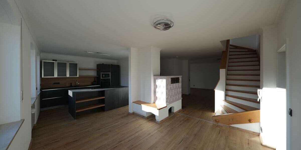 Etagenwohnung Waldmünchen - 6 Zimmer, 240 m&sup2;, 990&euro; | Angebot:27055717