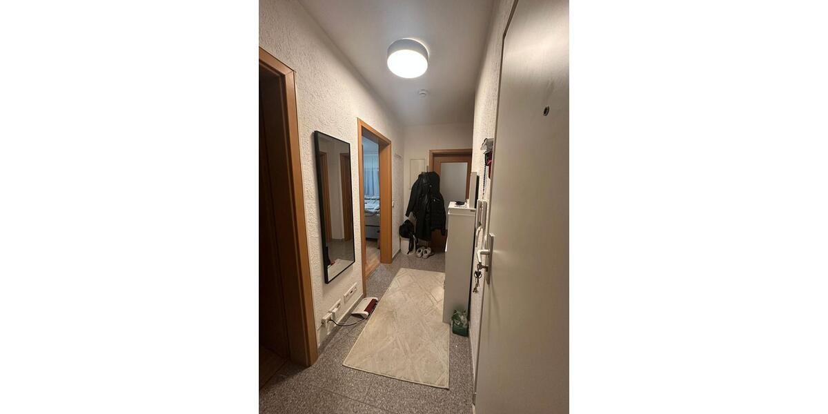Erdgeschoßwohnung Stuttgart Zuffenhausen - 3 Zimmer, 63 m&sup2;, 1.100&euro; | Angebot:26045357