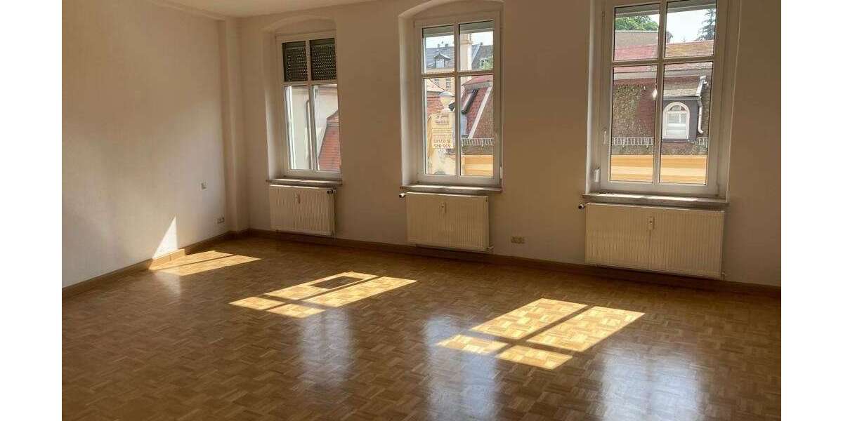 Wohnung zum Mieten in Meerane 450 € 100 m² 3 zimmer