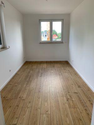 Etagenwohnung Wandlitz - 2 Zimmer, 65 m&sup2;, 950&euro; | Angebot:26490017