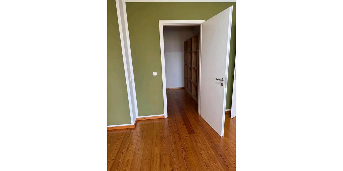 Etagenwohnung Aldenhoven - 3 Zimmer, 120 m&sup2;, 1.100&euro; | Angebot:25824083