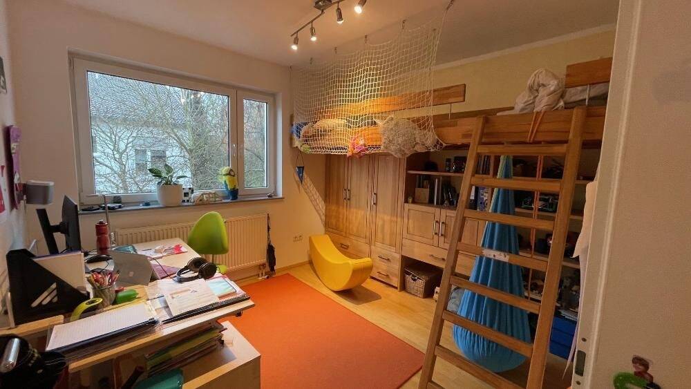 Maisonette Wohnung - 2 floor apartment in Stuttgart VaihingenKaltental available mid. February 2026 4 zimmer