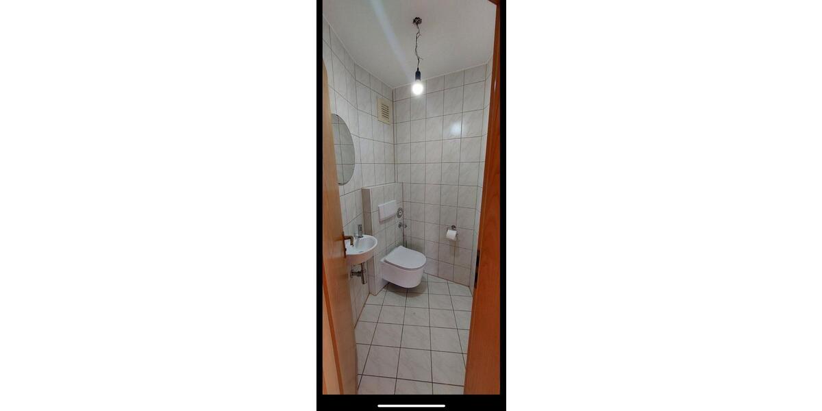 Etagenwohnung Weil der Stadt - 3 Zimmer, 94 m&sup2;, 1.680&euro; | Angebot:26113573