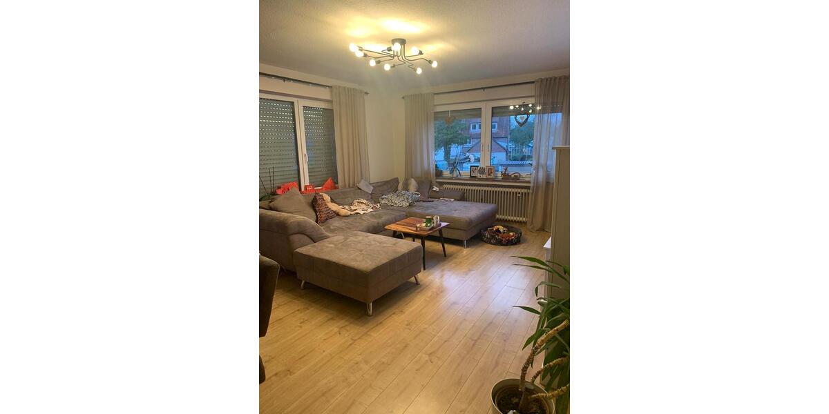 Etagenwohnung Blomberg - 3 Zimmer, 92 m&sup2;, 620&euro; | Angebot:26531294