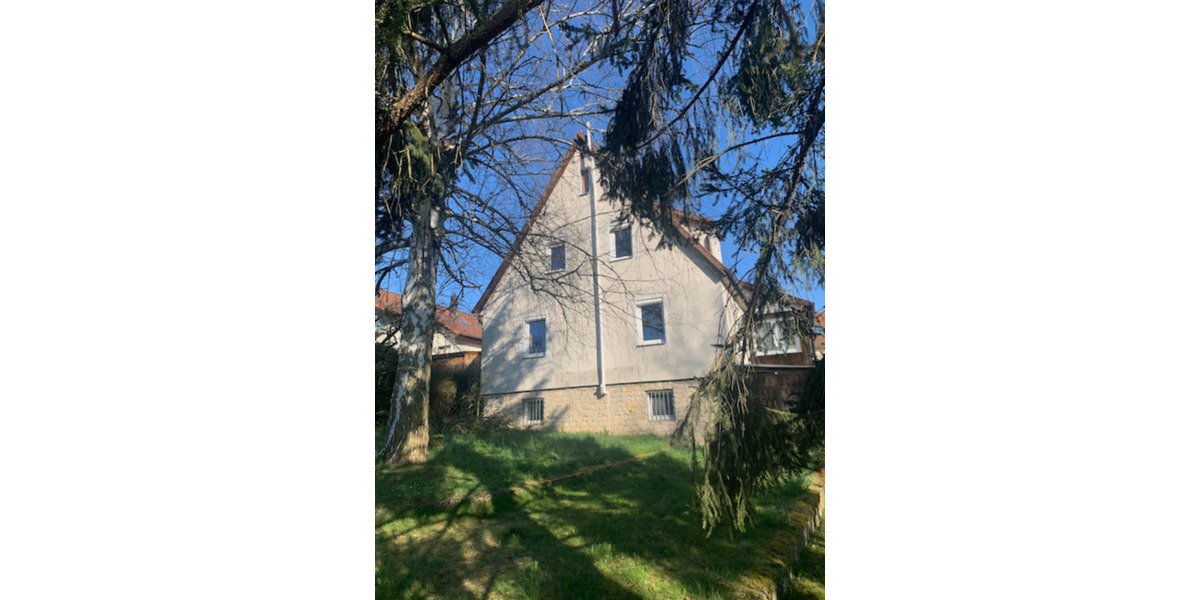 Einfamilienhaus Weil der Stadt - 4.5 Zimmer, 124 m&sup2;, 1.600&euro; | Angebot:24385932