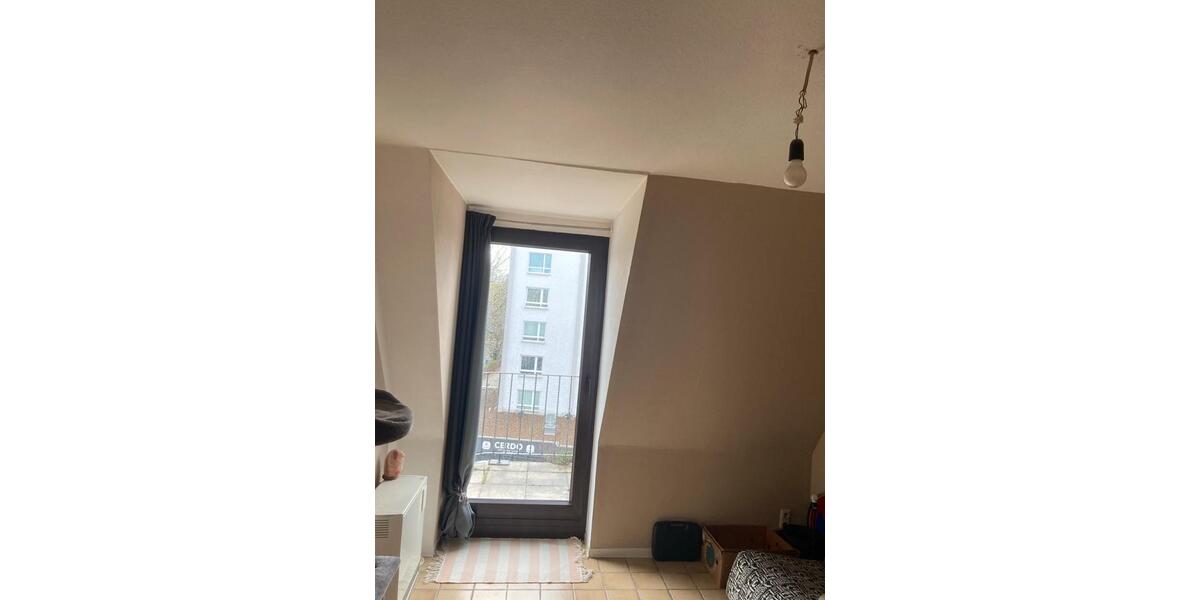 Dachgeschoßwohnung Herford - 4 Zimmer, 99 m&sup2;, 700&euro; | Angebot:25961261