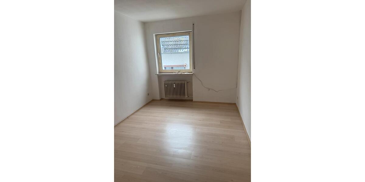 Etagenwohnung Reichelsheim (Wetterau) - 4 Zimmer, 112 m&sup2;, 1.150&euro; | Angebot:25149395