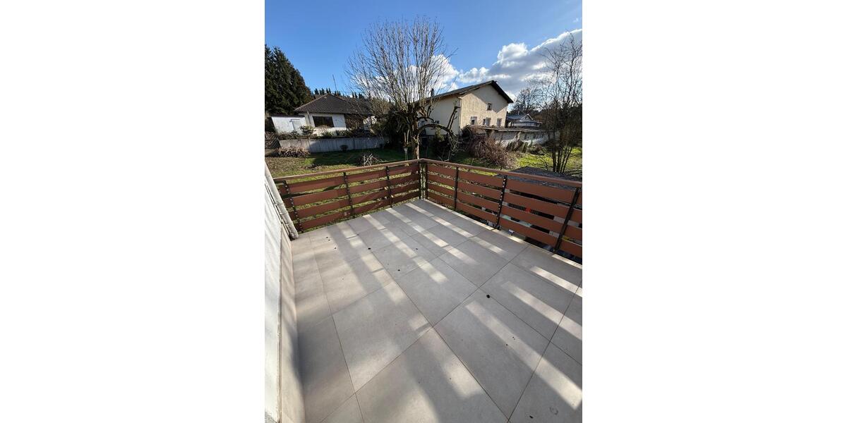 Etagenwohnung Schiffweiler - 2 Zimmer, 80 m&sup2;, 720&euro; | Angebot:25979101