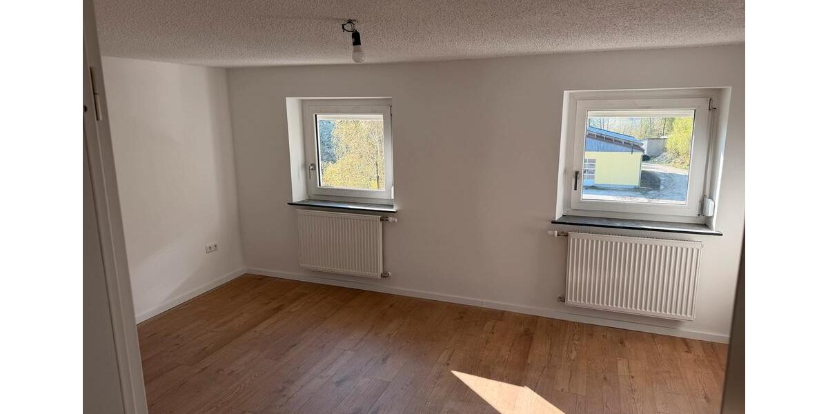 Dachgeschoßwohnung Fürstenstein - 2 Zimmer, 65 m&sup2;, 650&euro; | Angebot:26222540
