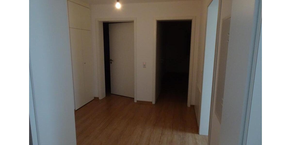 Etagenwohnung Werder (Havel) - 3 Zimmer, 82 m&sup2;, 1.200&euro; | Angebot:25924954
