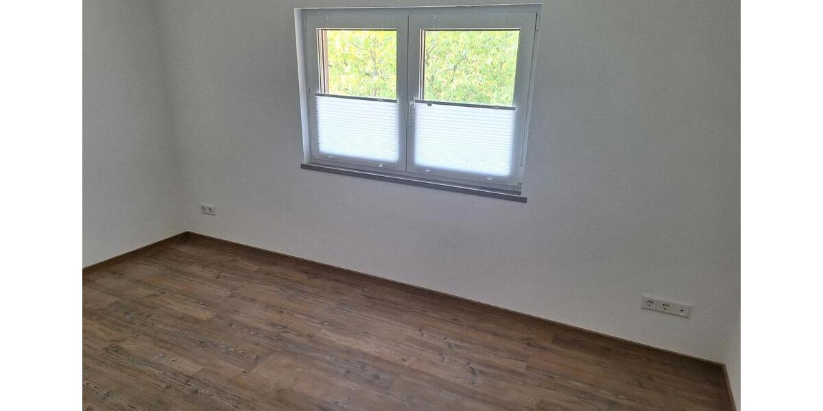 Dachgeschoßwohnung Utzenfeld - 3 Zimmer, 84 m&sup2;, 823&euro; | Angebot:26529061